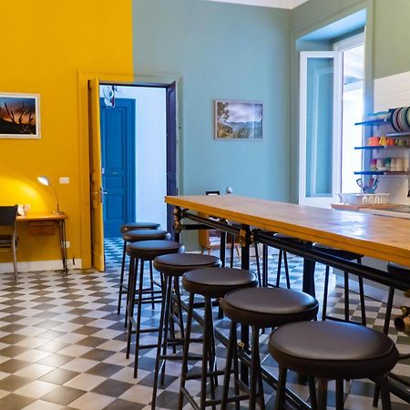 The Yard Hostel カターニア エクステリア 写真