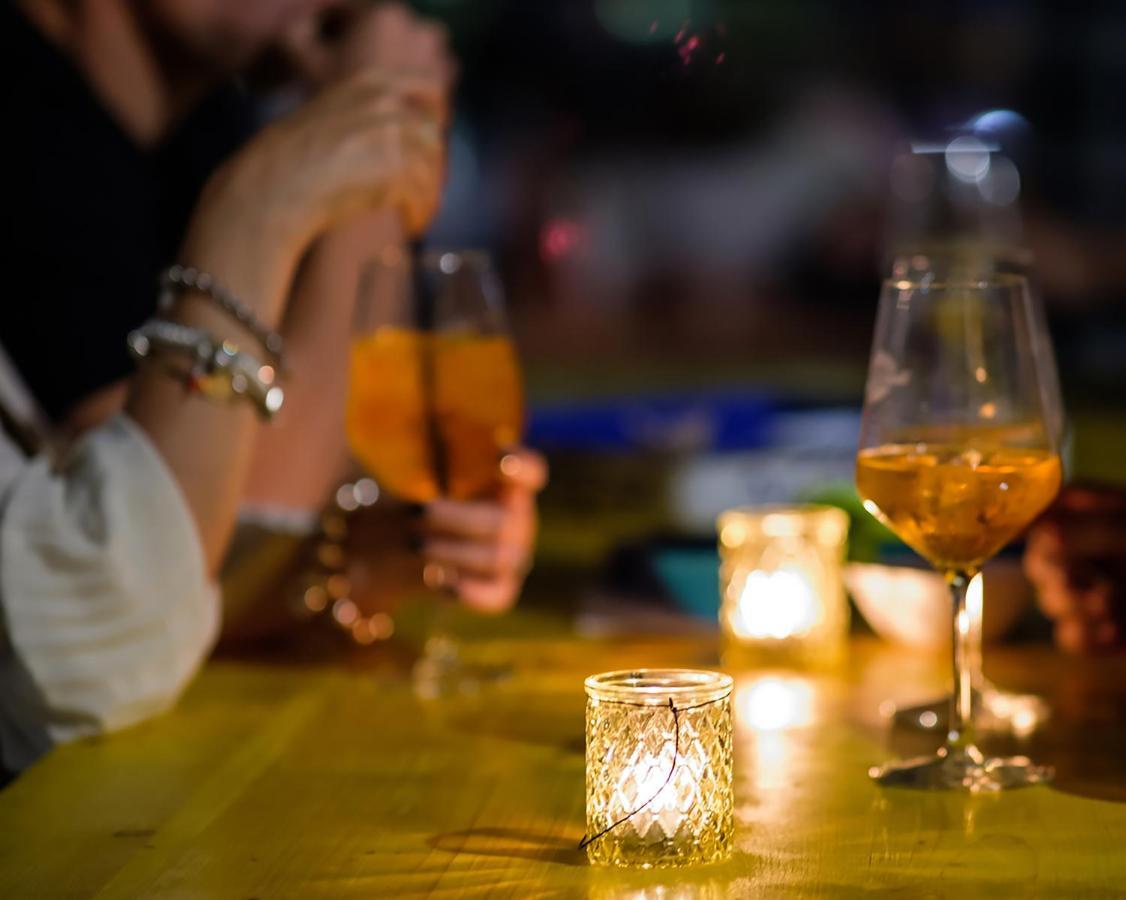 The Yard Hostel カターニア エクステリア 写真