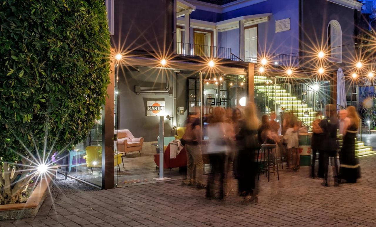 The Yard Hostel カターニア エクステリア 写真