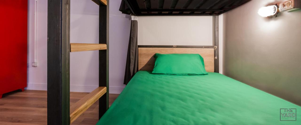 The Yard Hostel カターニア エクステリア 写真