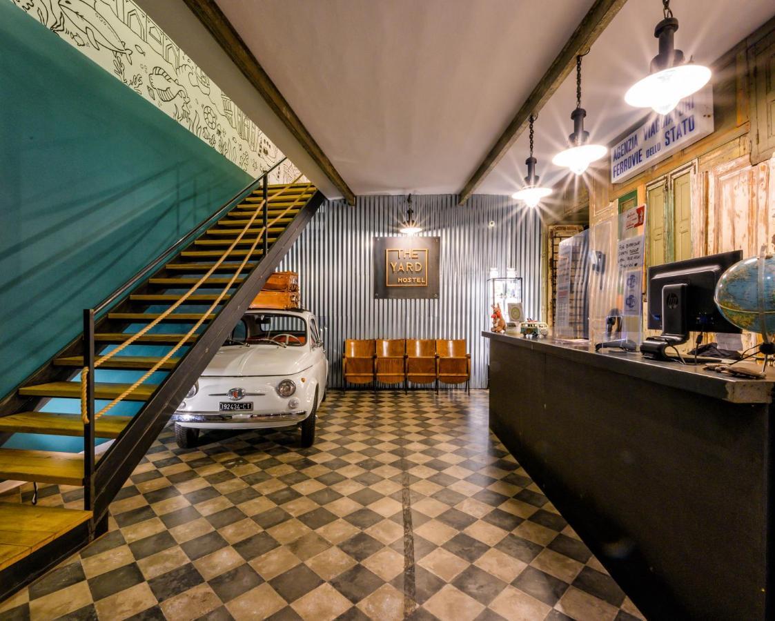 The Yard Hostel カターニア エクステリア 写真