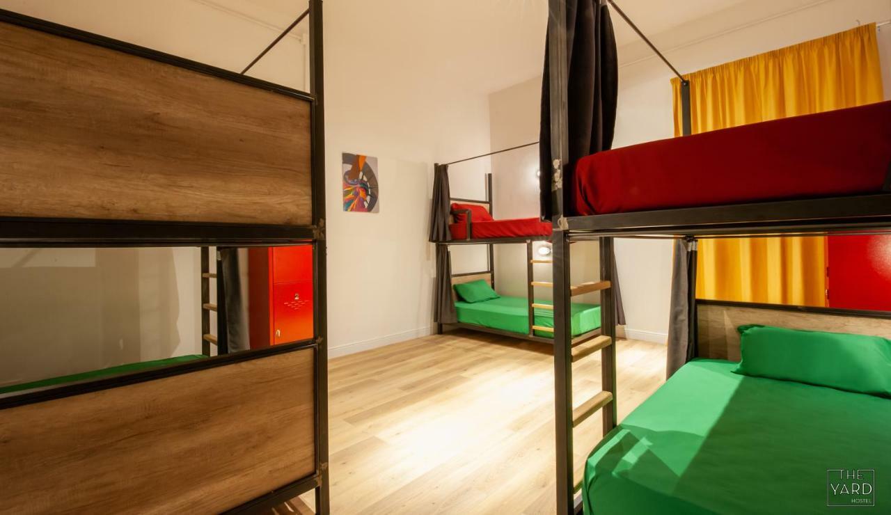 The Yard Hostel カターニア エクステリア 写真