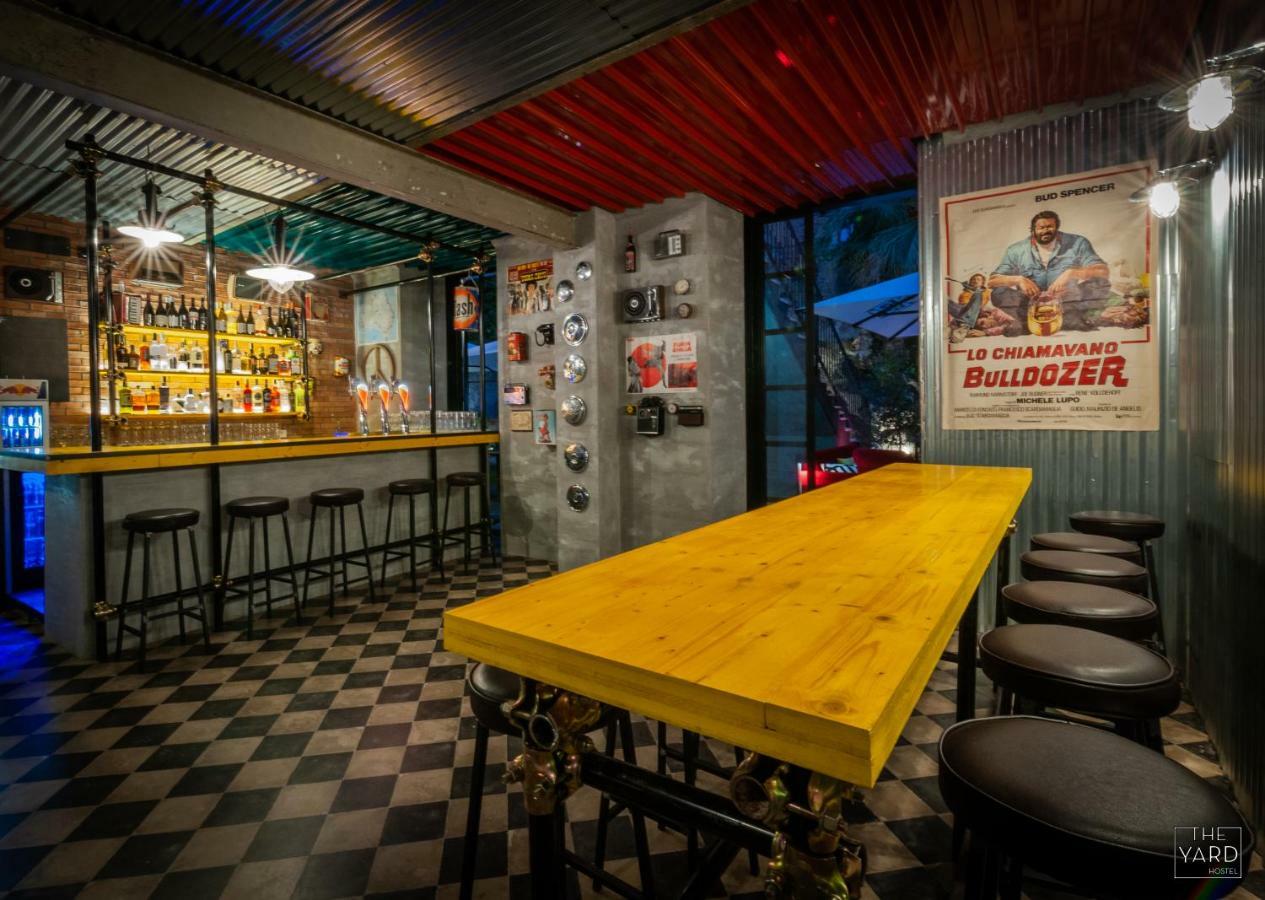 The Yard Hostel カターニア エクステリア 写真
