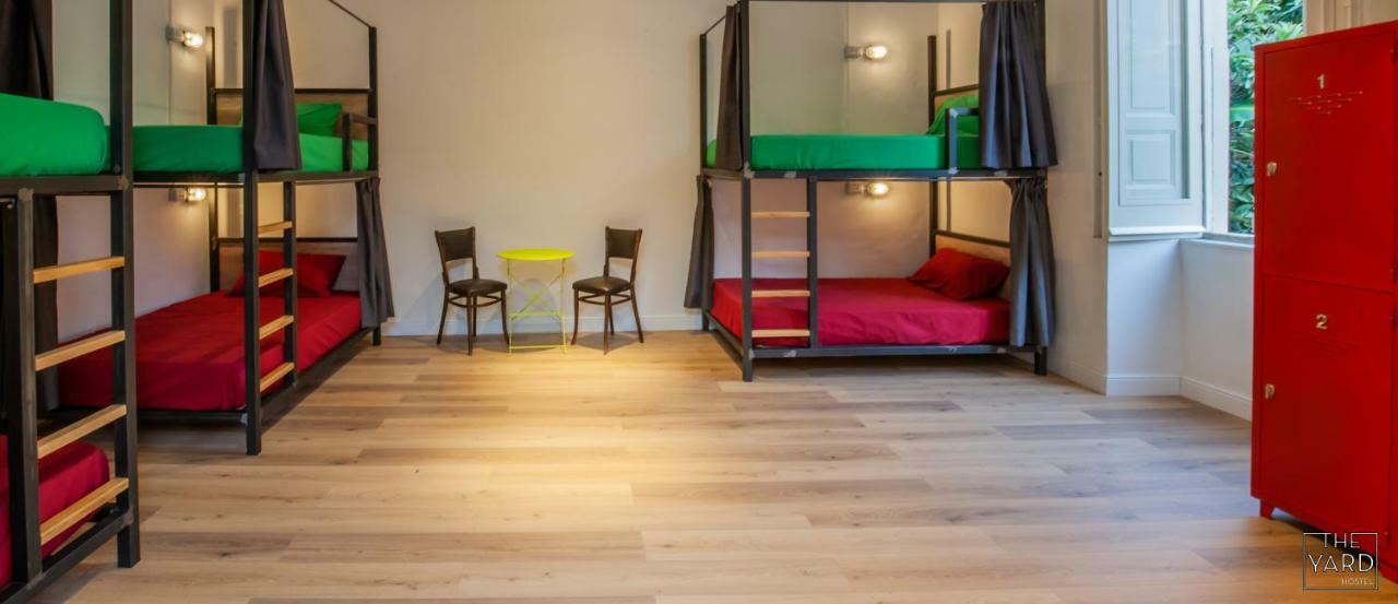 The Yard Hostel カターニア エクステリア 写真