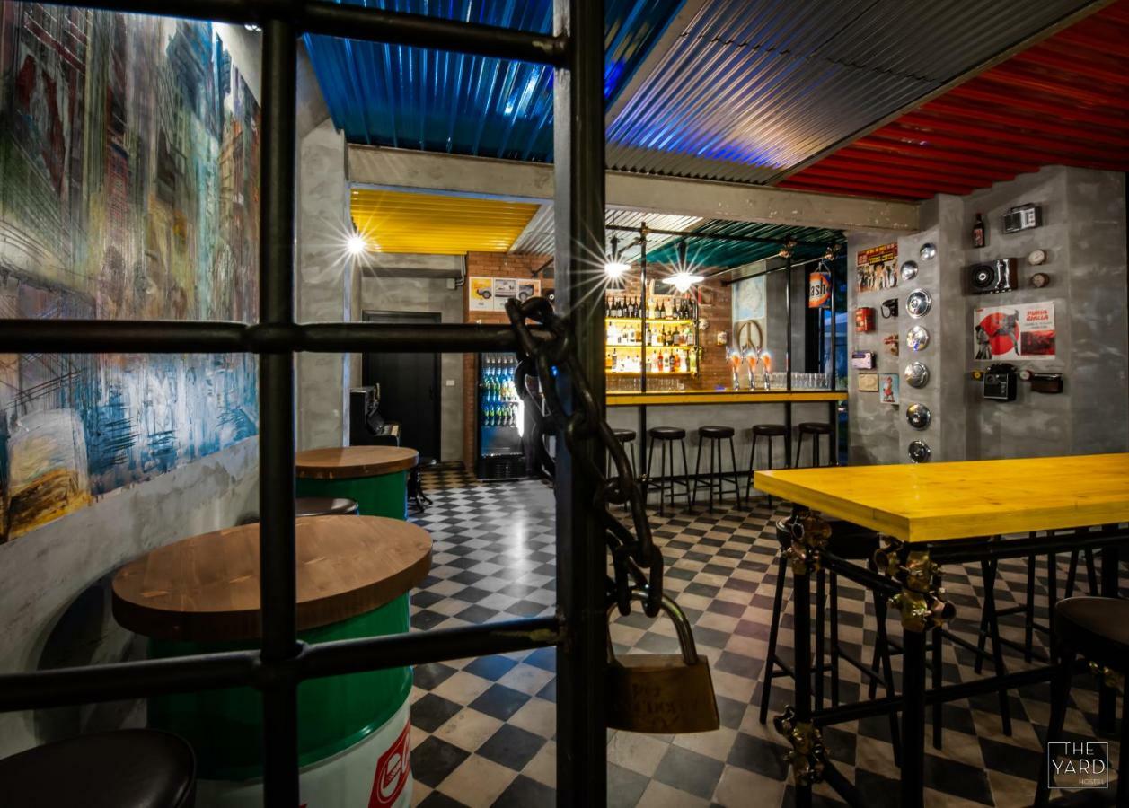 The Yard Hostel カターニア エクステリア 写真