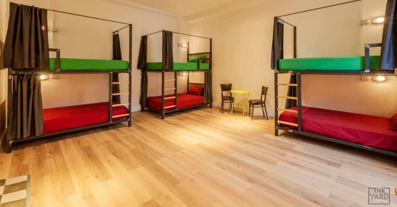 The Yard Hostel カターニア エクステリア 写真
