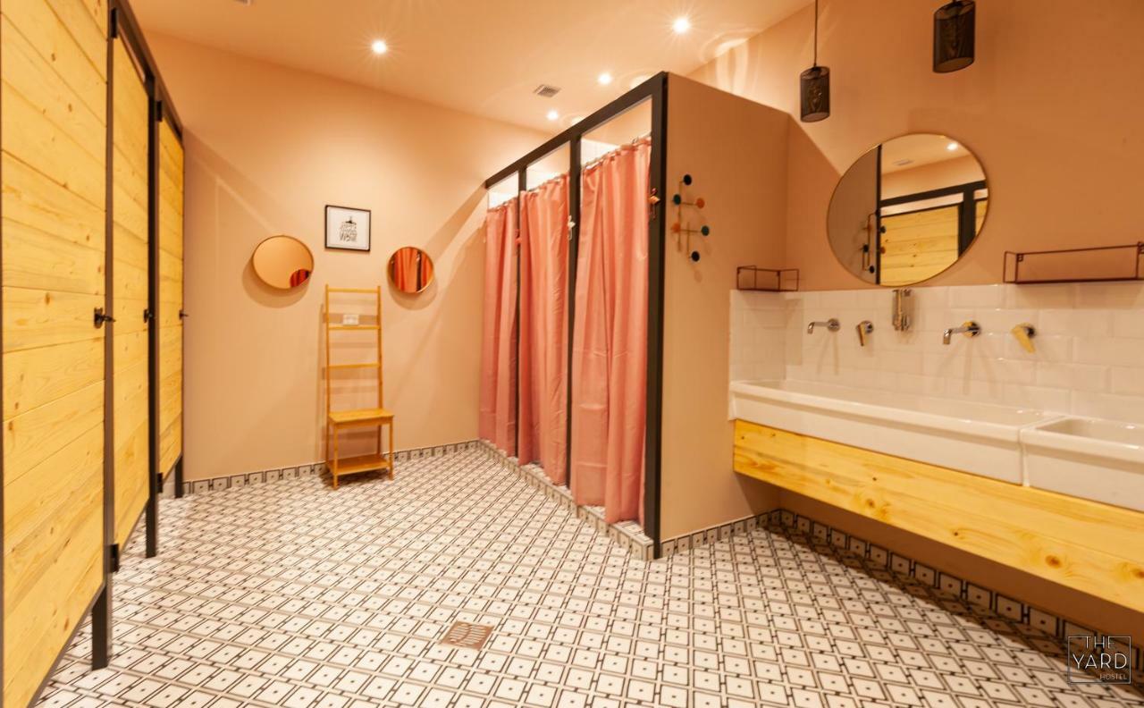 The Yard Hostel カターニア エクステリア 写真